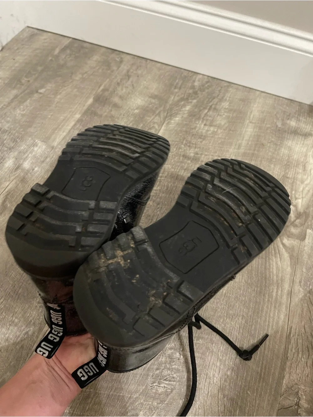 UGG Ryann Kids Black Glitter Lace-Up Ankle Boots